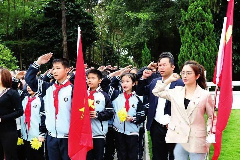 恭喜吴越评为国家一级演员，究竟是男吴越，还是女吴越？-知识星球平台
